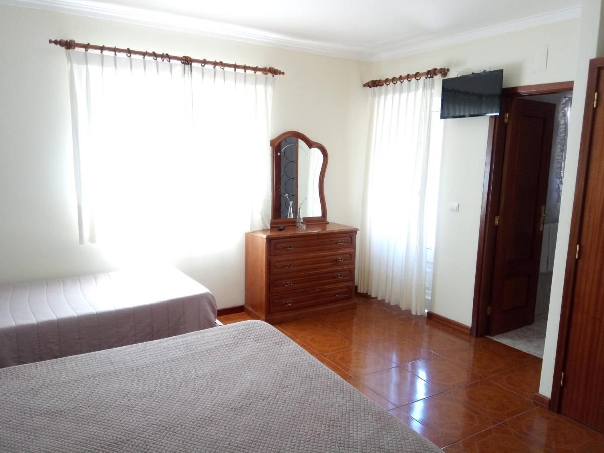 Hotel Residencial Ribeiro à Gerês Extérieur photo